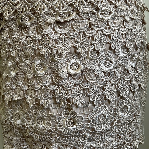 Beige Lace Mini Skirt Medium - Picture 5 of 7